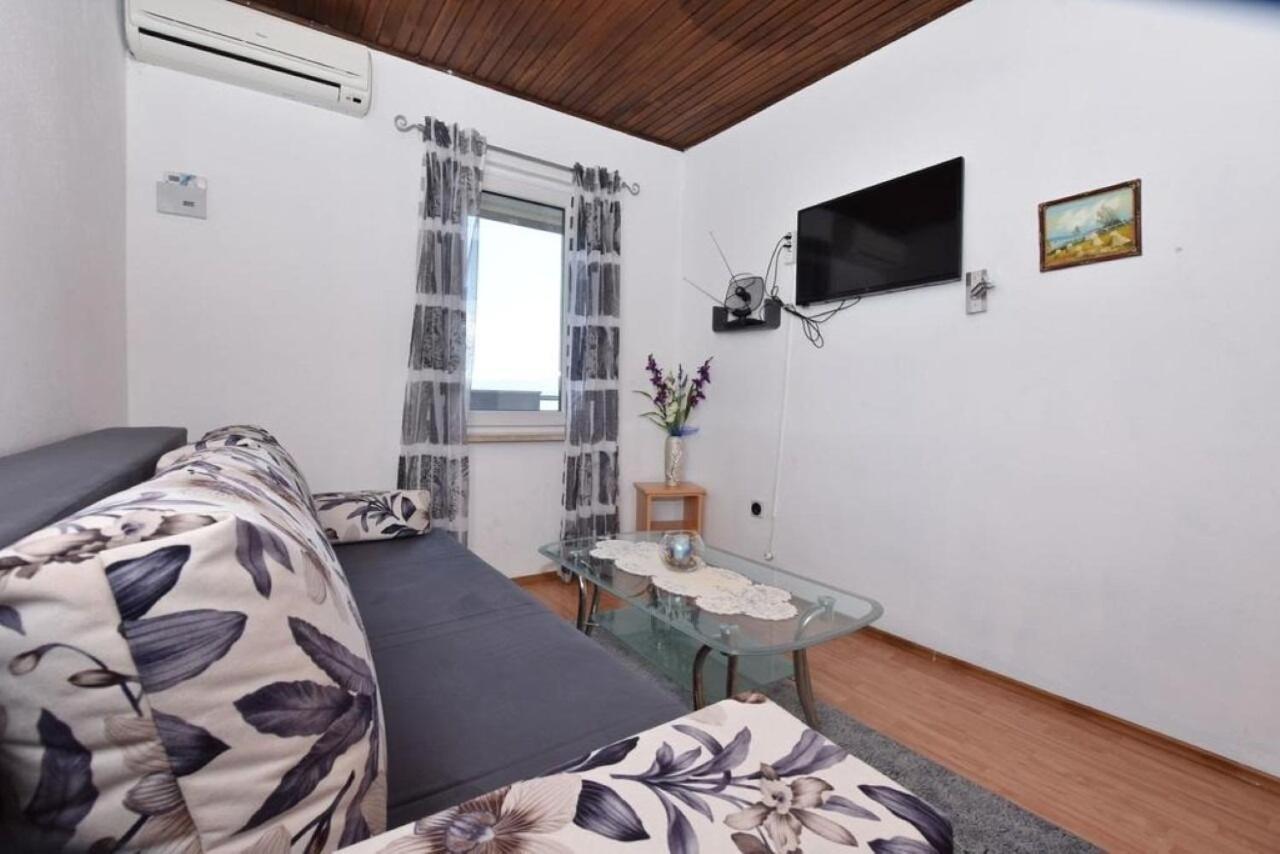 Apartment Rene オミシュ エクステリア 写真